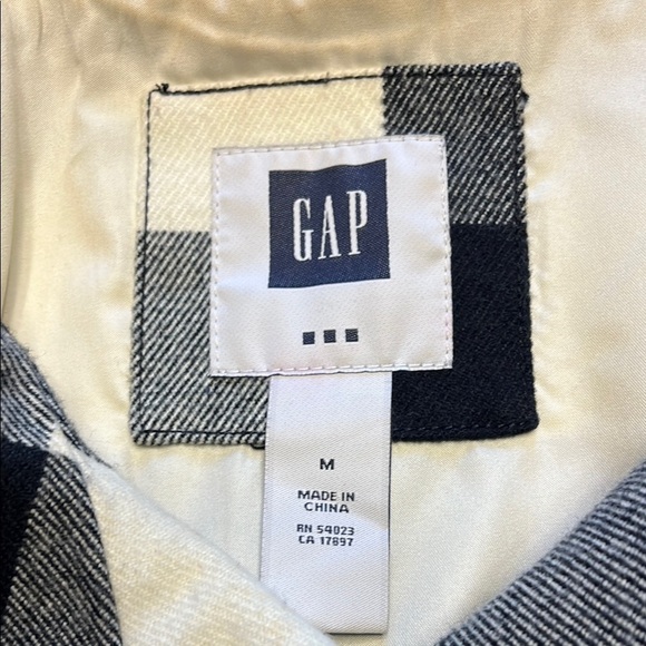 GAP Black and White Pea Coat Classic Checkered Design - Size Medium - Picture 2 of 8